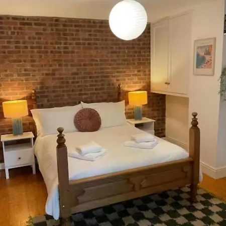 Daire Near Citycentre - Parking - Garden - 4